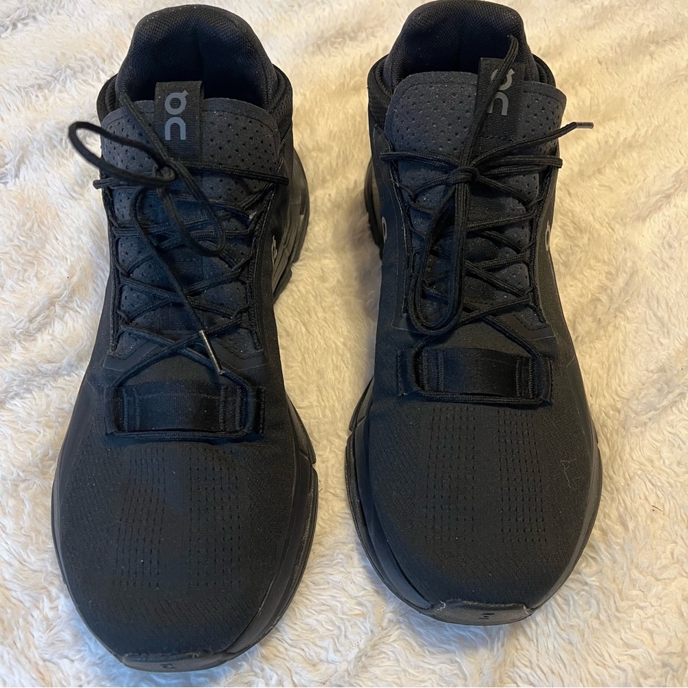 On Running - Cloud Nova 2 - Men's All Black - Athletic Shoes